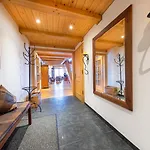 Clubhotel D9 Apartment