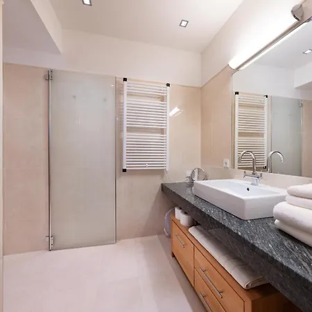 Clubhotel D9 Apartment Hinterthal